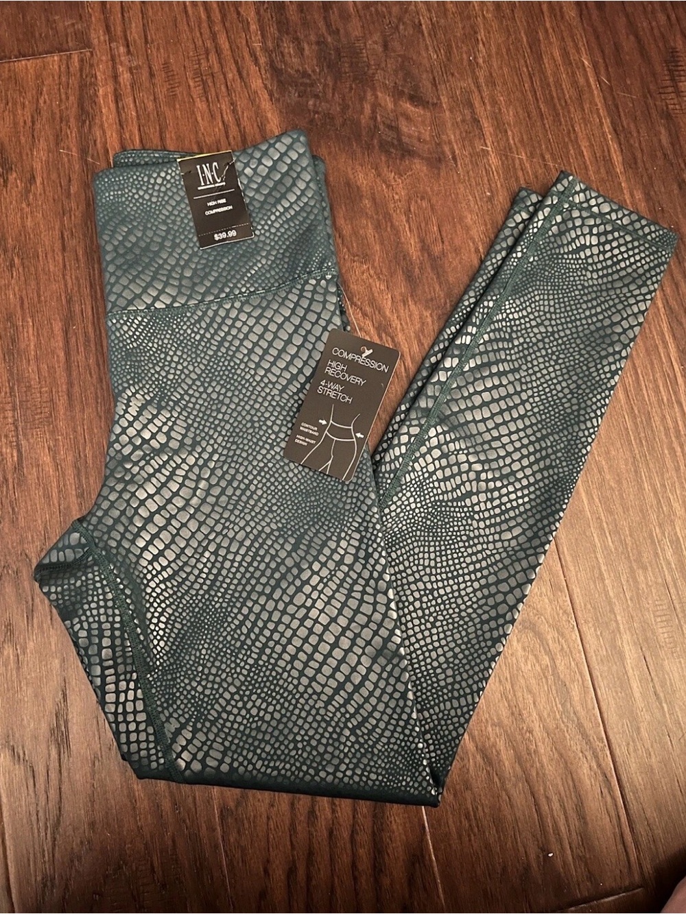 Inc International Concepts Croc-Print Leggings, Green, Small, MSRP $39.99